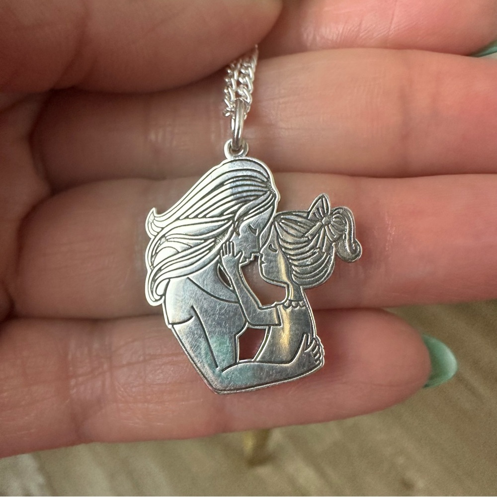 Sterling Silver 925 Necklace Mother & Daughter Pendant - Picture 3 of 12